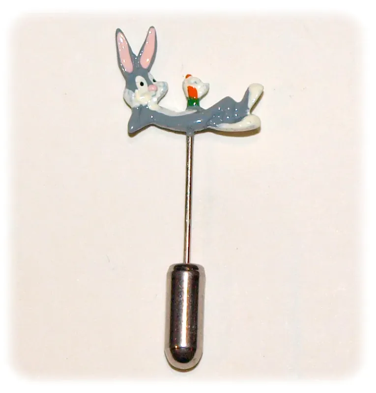 LOONEY TUNES BUGS BUNNY – épinglette métal 4.5 cm Must-Have