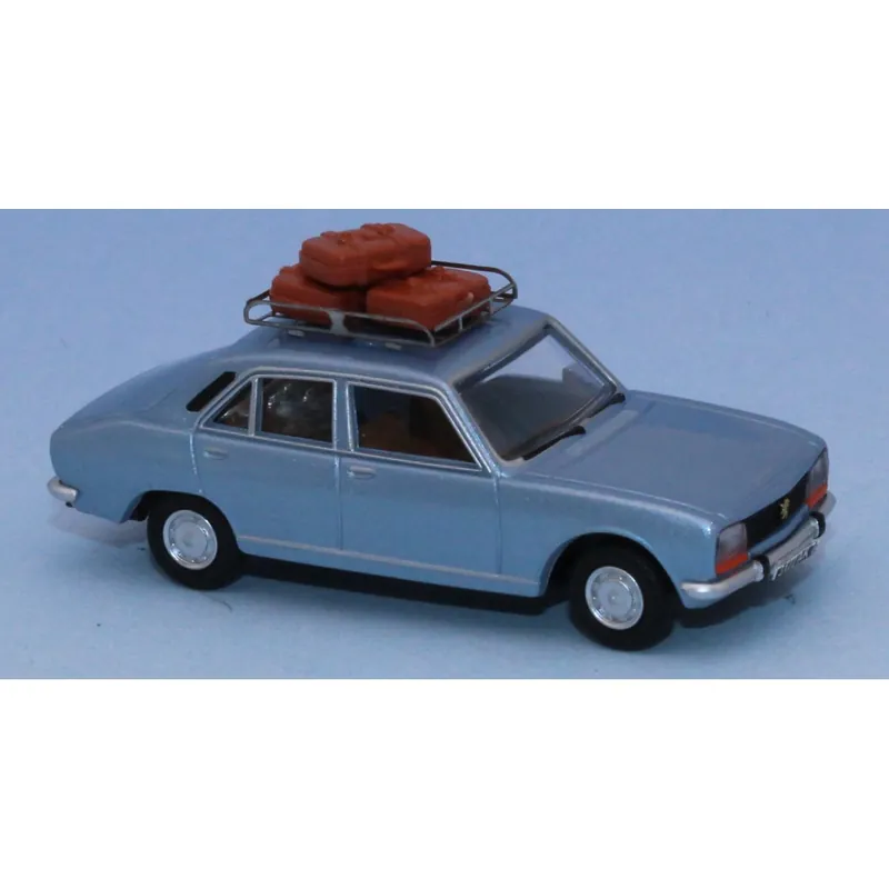 Must-Have Voiture Peugeot 504 bleu aurore métallisé galerie de toit et 3 valises – SAI 1828 – HO 1/87