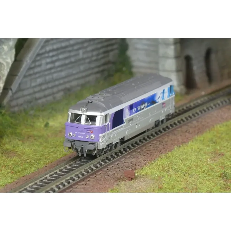 Locomotive diesel BB 67416, livrée EN VOYAGE, NEVERS, digitale sonore, N 1/160 – REE Modeles NW337S Favoriet