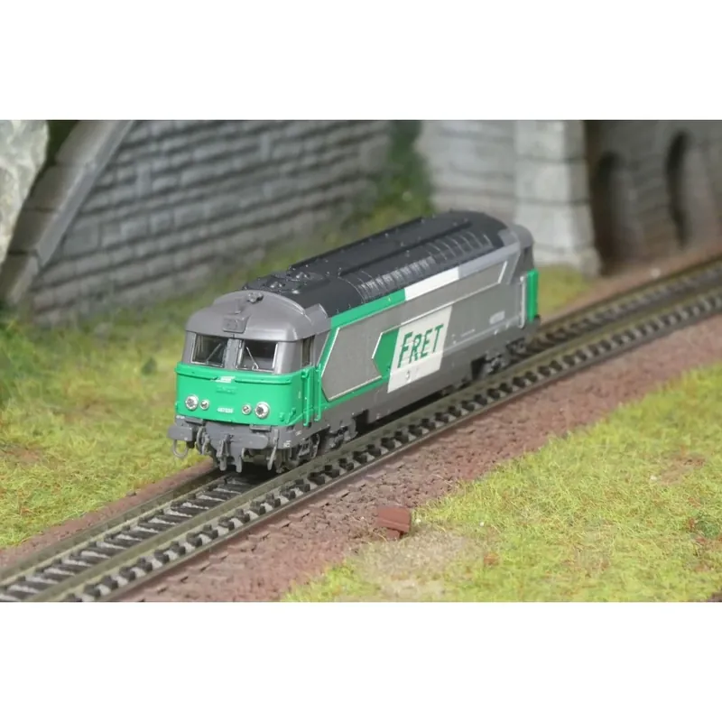 Flitsaanbieding Locomotive diesel BB 67539, livrée FRET, NEVERS, digitale sonore, N 1/160 – REE Modeles NW336S