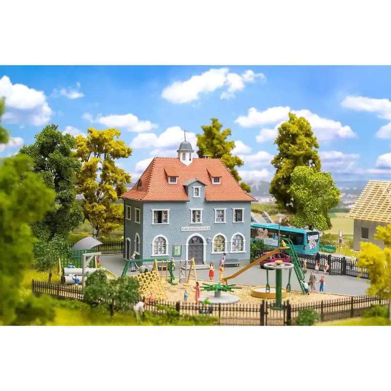 Shop Nu Maquette, Coffret promotionnel Rentrée scolaire – Faller 190087