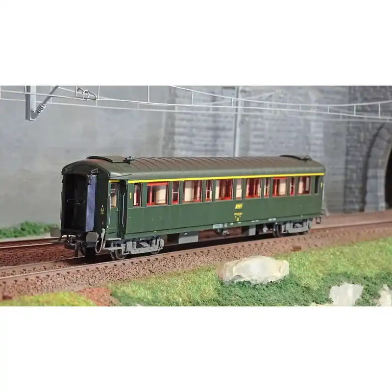 Ree modeles VB468 Voiture voyageurs métallisée, ex-PLM, SNCF, A7, vert 301, ep. IV Seizoensaanbieding