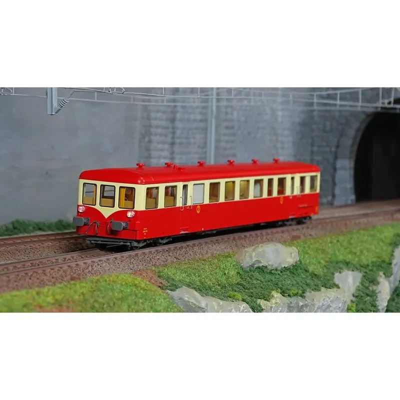 Favoriet Ree Modeles VB446 Remorque d‘autorail XR-7360, Rouge-Crème toit rouge, SNCF, Sotteville, éclairé