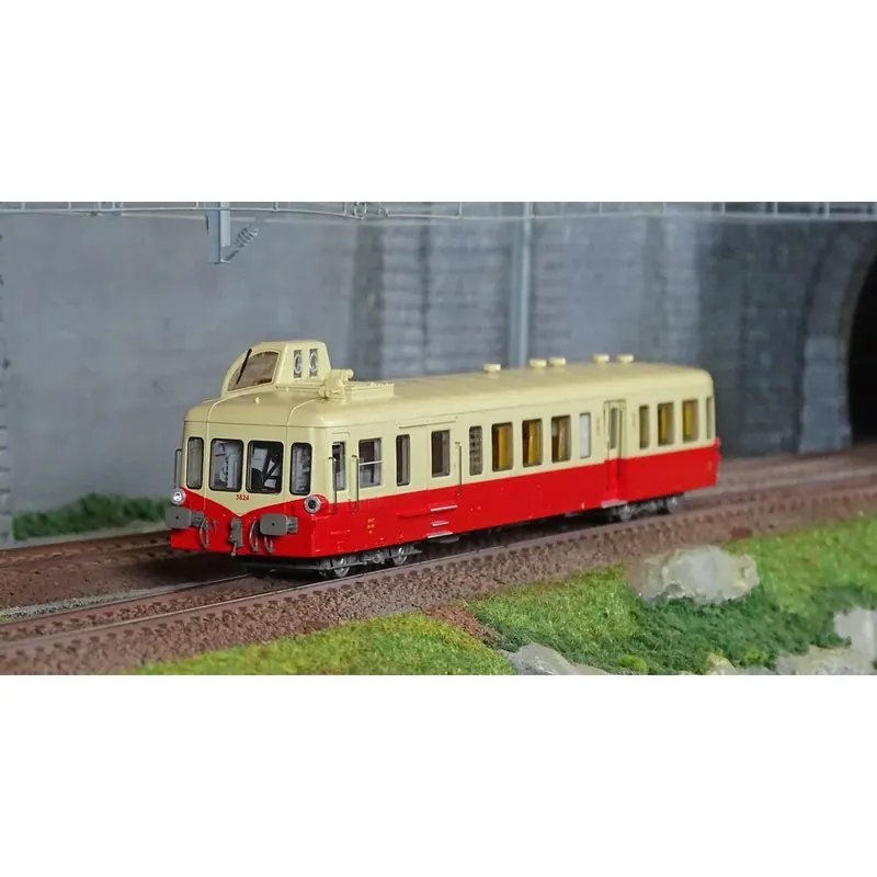 LS Models 10139S Autorail XBD 3943, Picasso, Rouge/Crème, 2ème classe, Bordeaux, digital sonore Populair