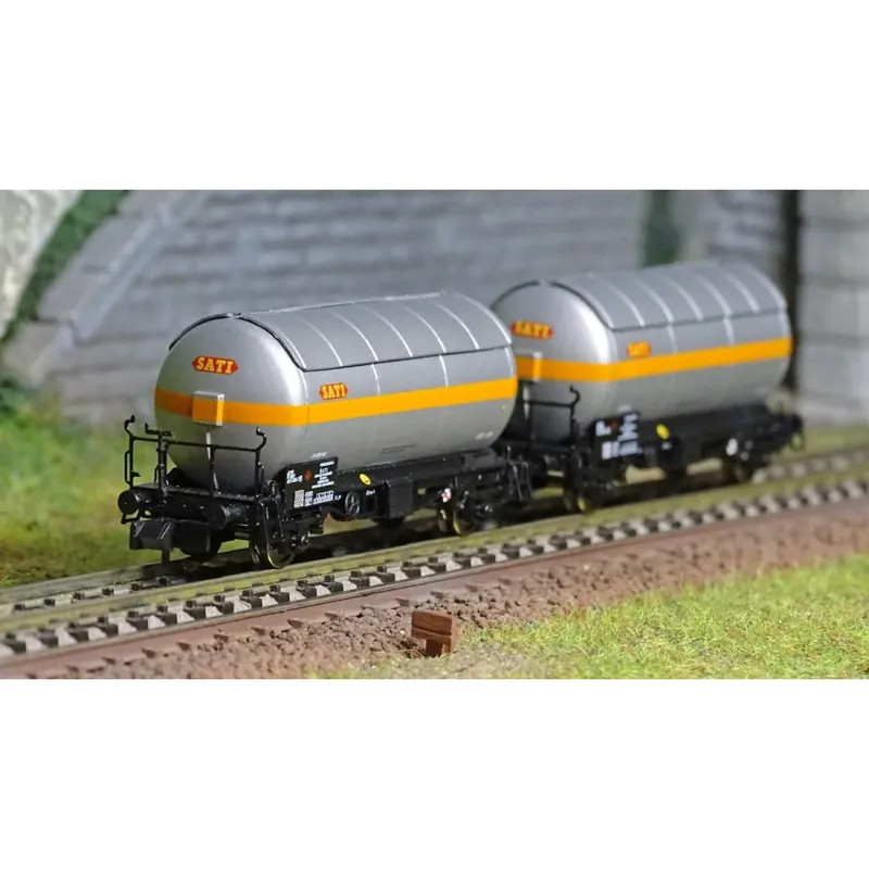 Betrouwbaar Arnold HN6479 Set de 2 wagons citernes gaz à essieux, livré argent, SNCF, SATI / UCBA, échelle N