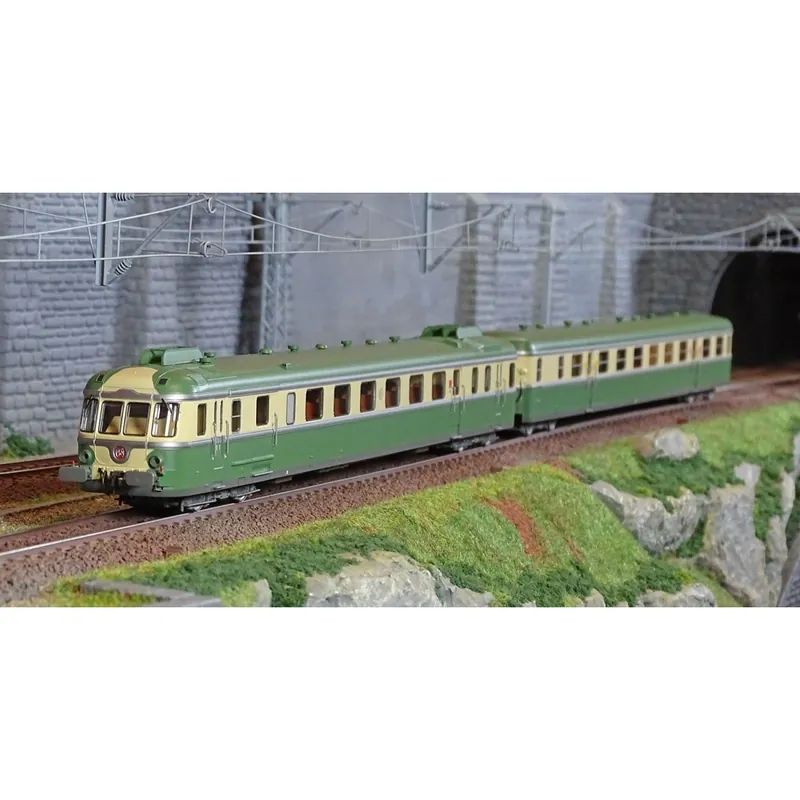Populair Jouef HJ2419S Autorail diesel RGP 2 X 2716 + remorque XR 7719, SNCF, vert/beige avec déflecteurs de fumée, digital sonore