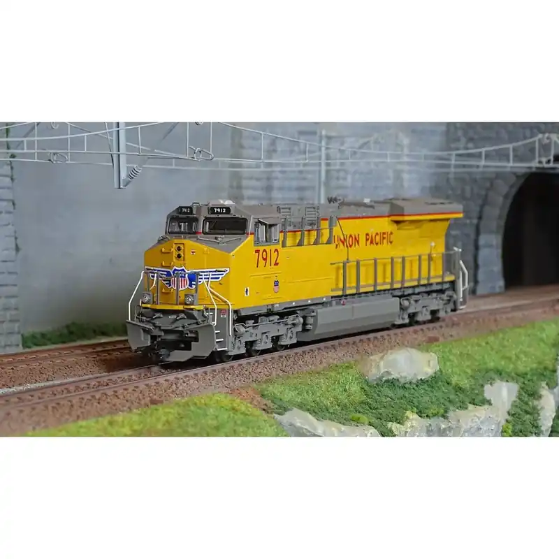 Trix 25441 Locomotive diesel type GE ES44AC 7912, Union Pacific Railroad, digitale sonore Betrouwbaar