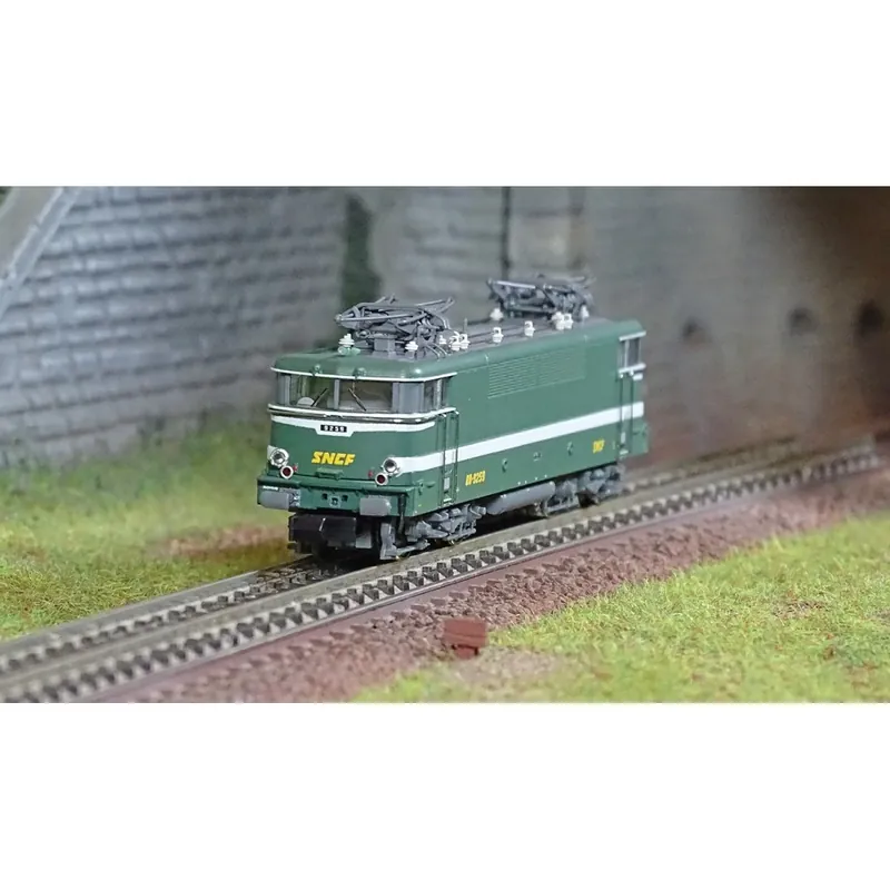 MiniTrix 16694 Locomotive électrique BB 9259, SNCF, livrée Oullins, digitale sonore, échelle N Dagaanbieding